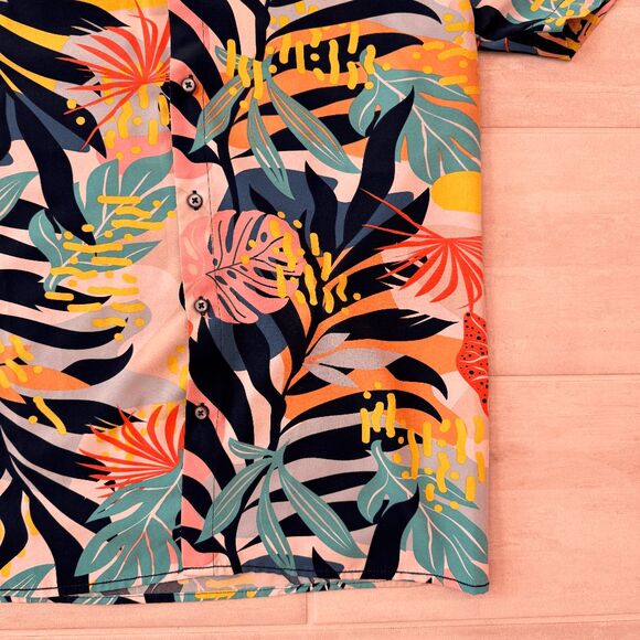 Good Vibes Men’s Small Floral Hawaiian Casual Resort Button Up T-Shirt Colorful - Picture 6 of 6